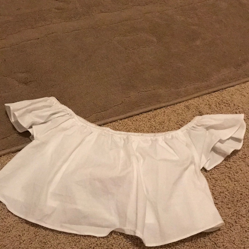 Forever 21 off the shoulder crop
